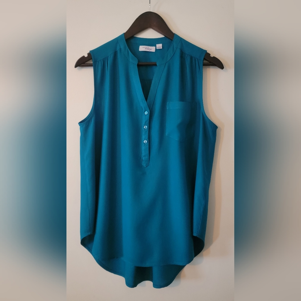 Sleeveless top